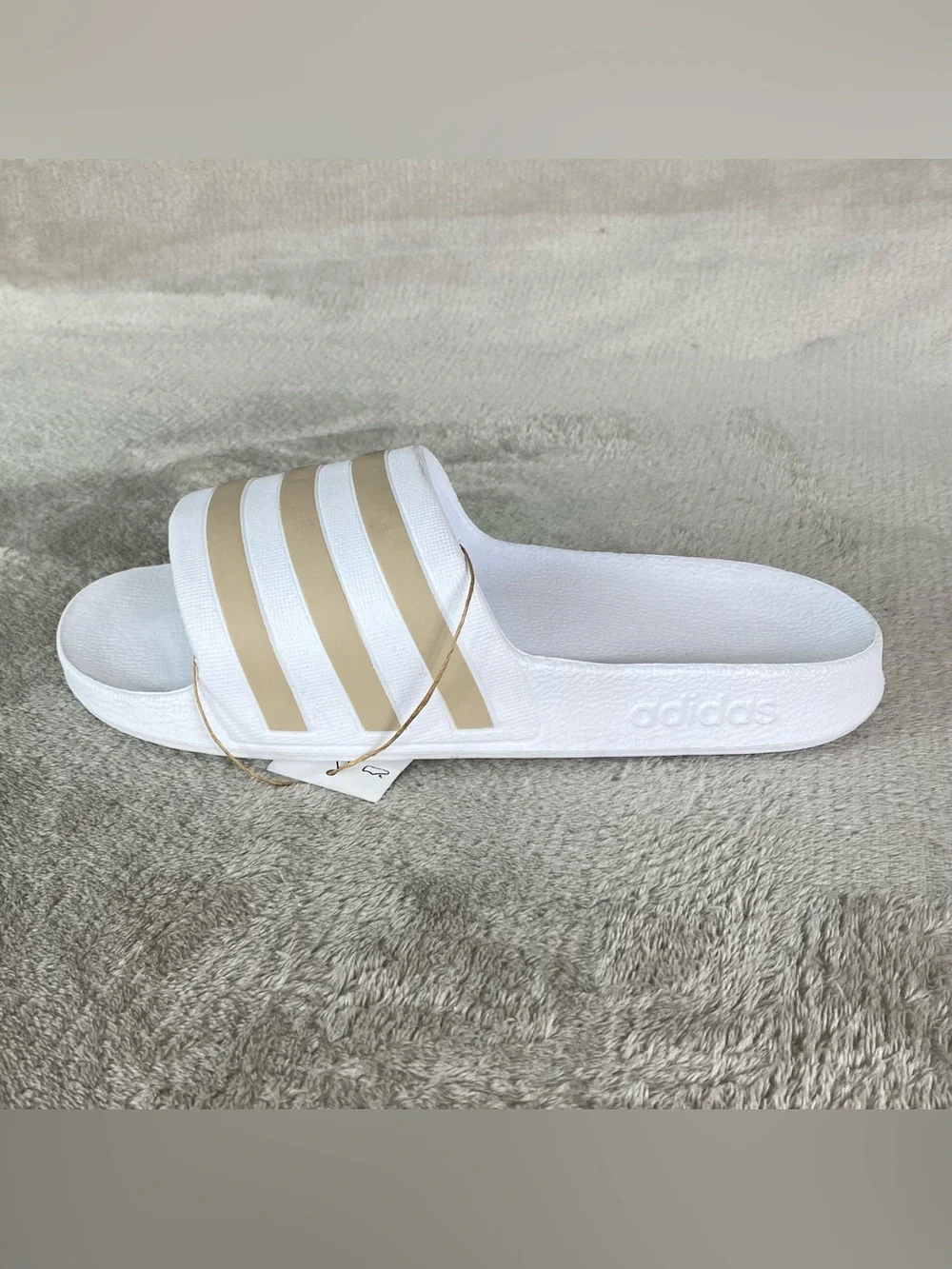Adidas Adilette Aqua Slide Sandals Women 9 Men 8 White Gold Slip On Water NEW‎